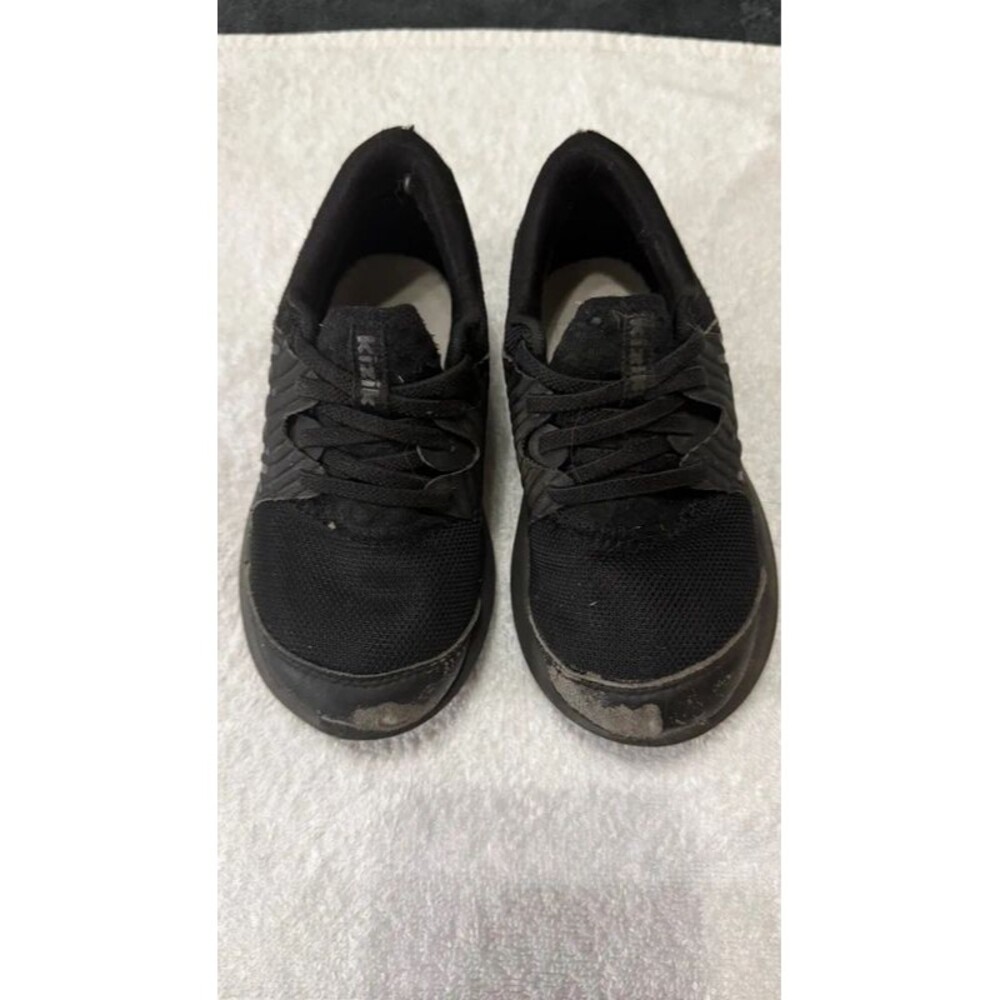 Kiziks size 10c